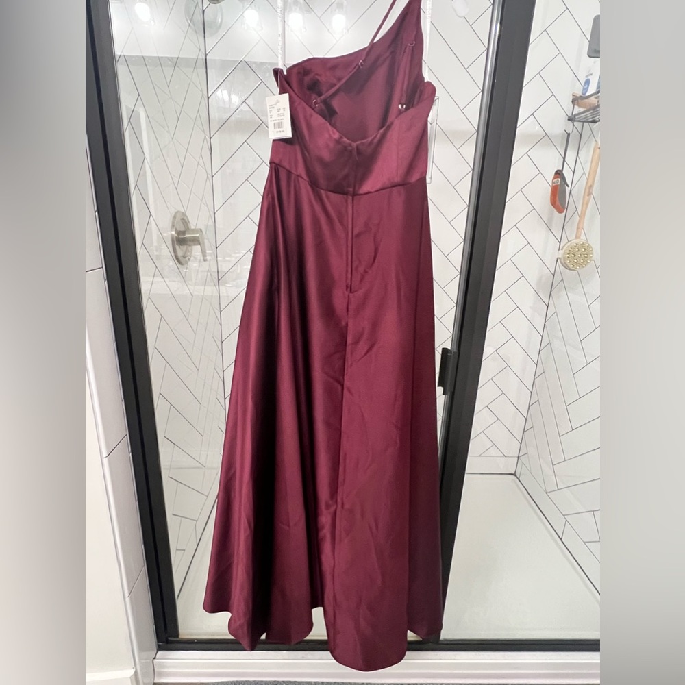 Bridesmaid Dress [[DB Studio]]